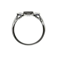 Prsten s plavim safirima i dijamantima