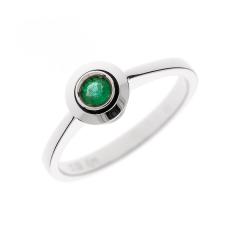Prsten sa smaragdom
